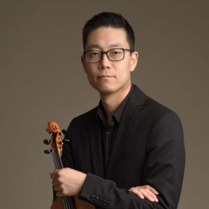 MSM alumnus Jinwoo Lee, conductor and concertmaster of the Milwaukee Symphony Orchestra, is featured in the <em> Milwaukee Sentinel </em>