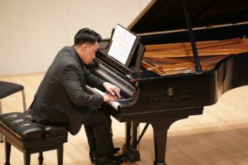 Lives of the Piano <br><em>Classical Meets Jazz II — Jazz Inspired Classics</em>
