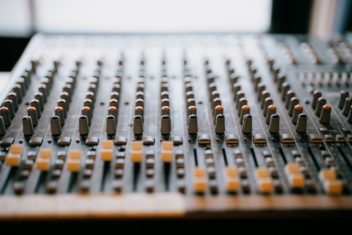 Class Concert <Br>Intro to Electronic Music